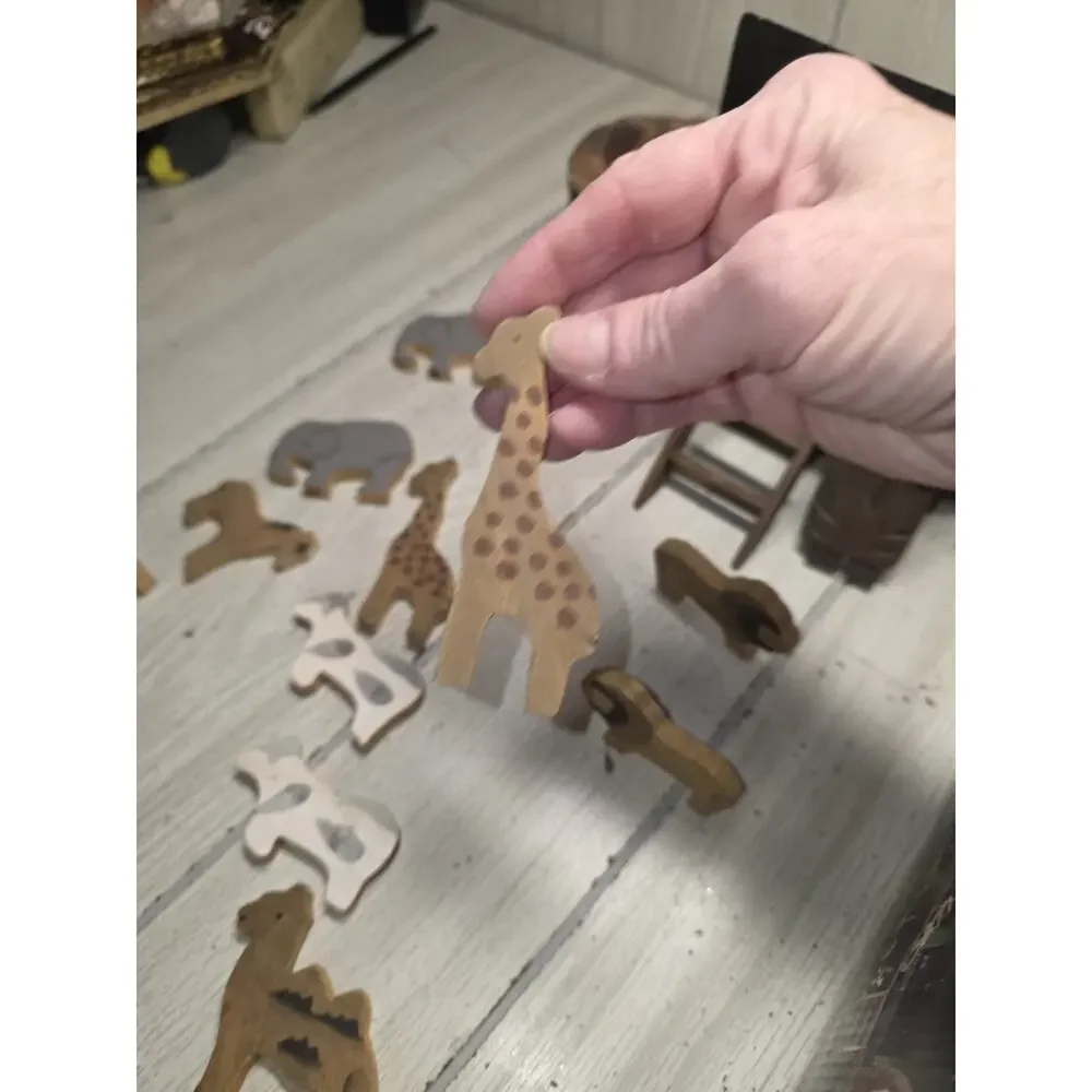Vtg Hand Crafted Wooden Noah's Ark Set Ark Animals Noah Missing 1 Giraffe W/Box